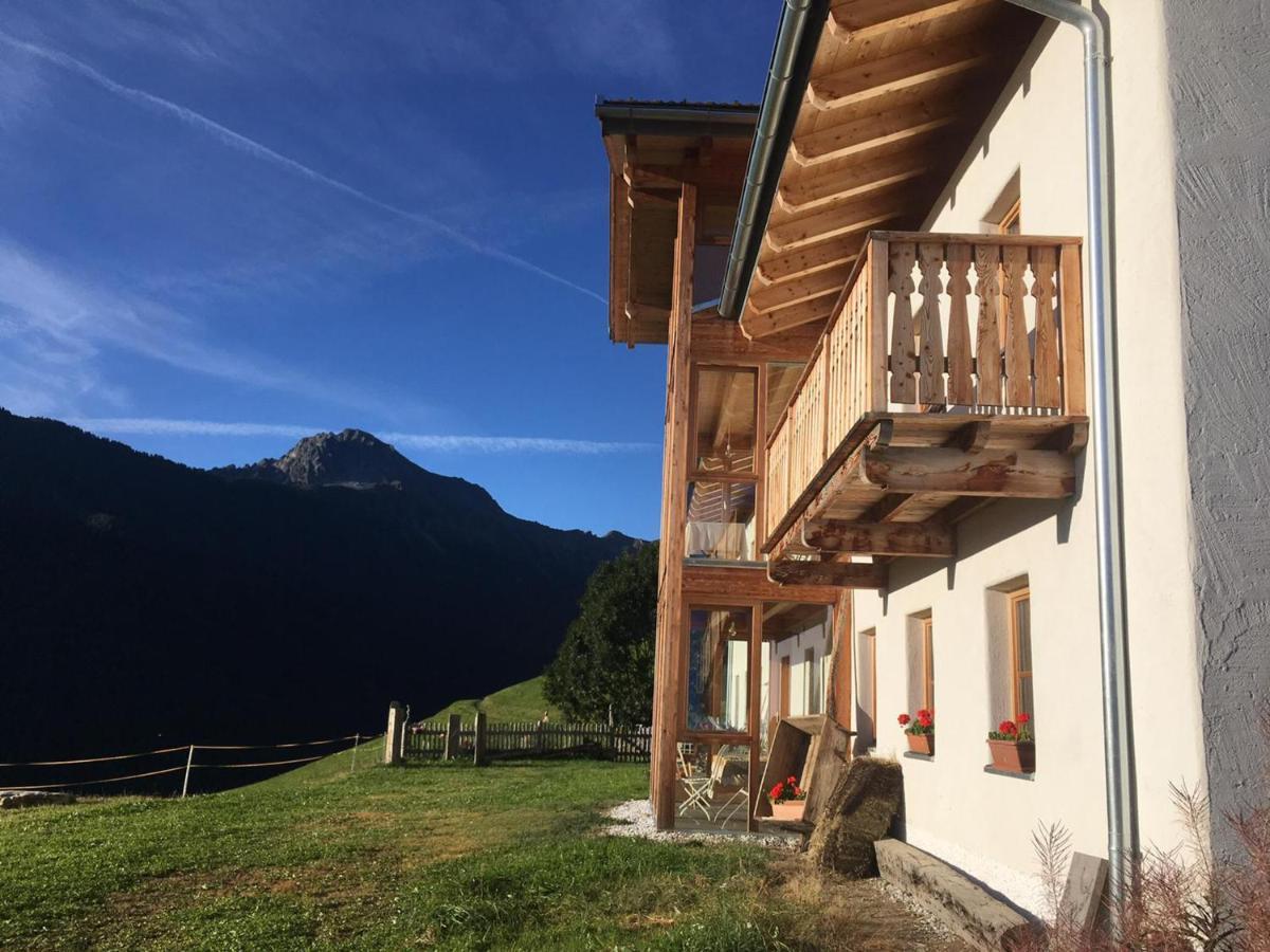 Knappnhof Campo di Trens Buitenkant foto